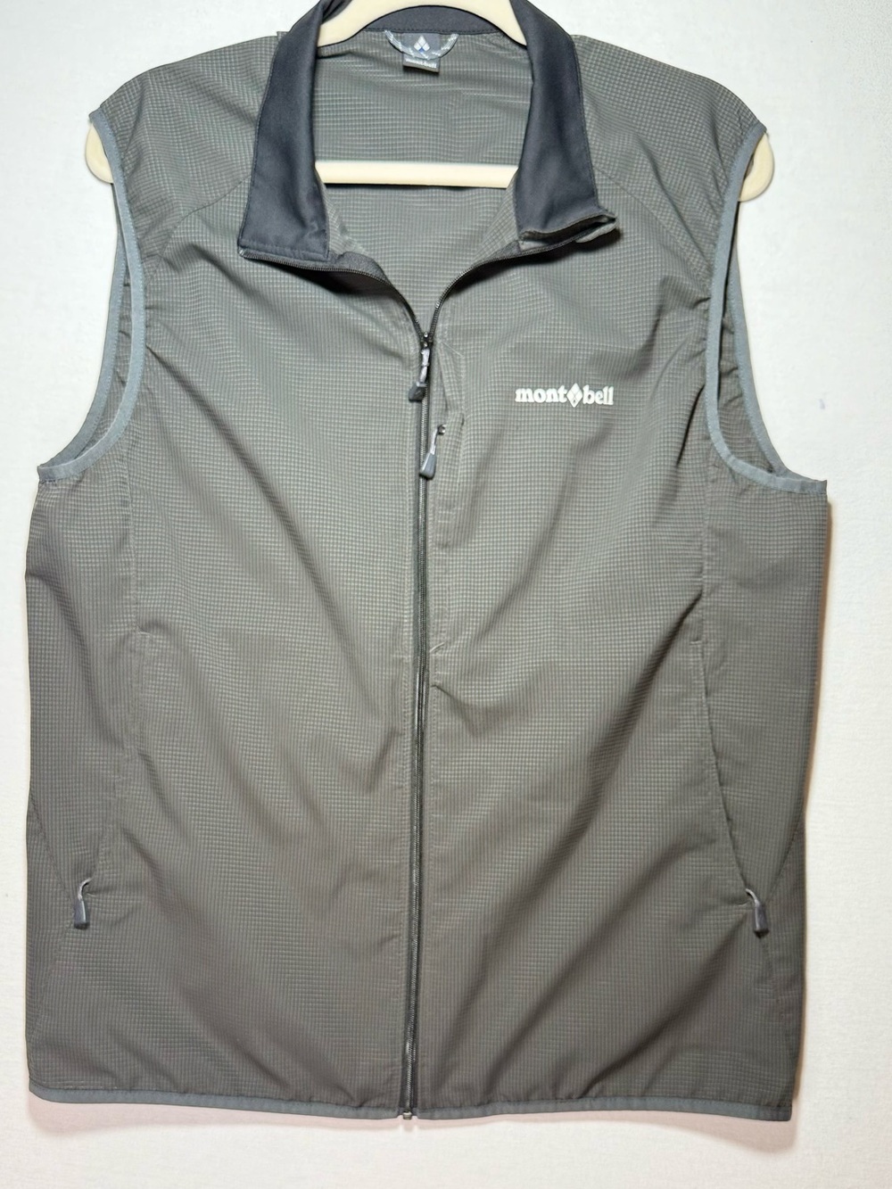 mont-bell Men's Gray Lightweight Performance Vest